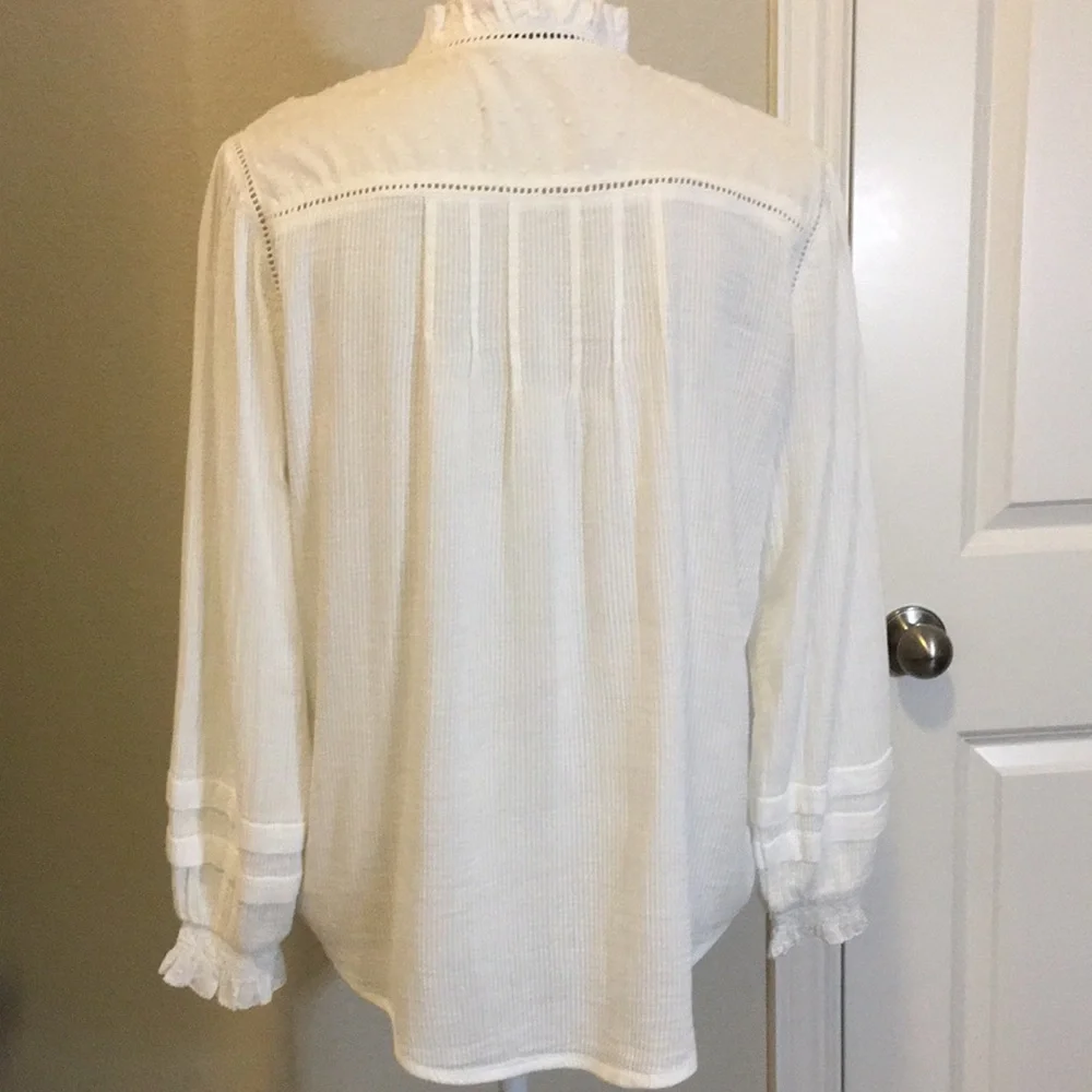 Quince Long Sleeve Textured Cotton Peasant Blouse in Organic Cotton, Medium - Picture 5 of 10